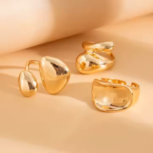 Set de 3 anillos de moda – en color dorado